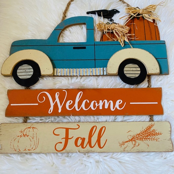 Farmhouse Truck Welcome Sign with Pumpkins - Picture 3 of 6